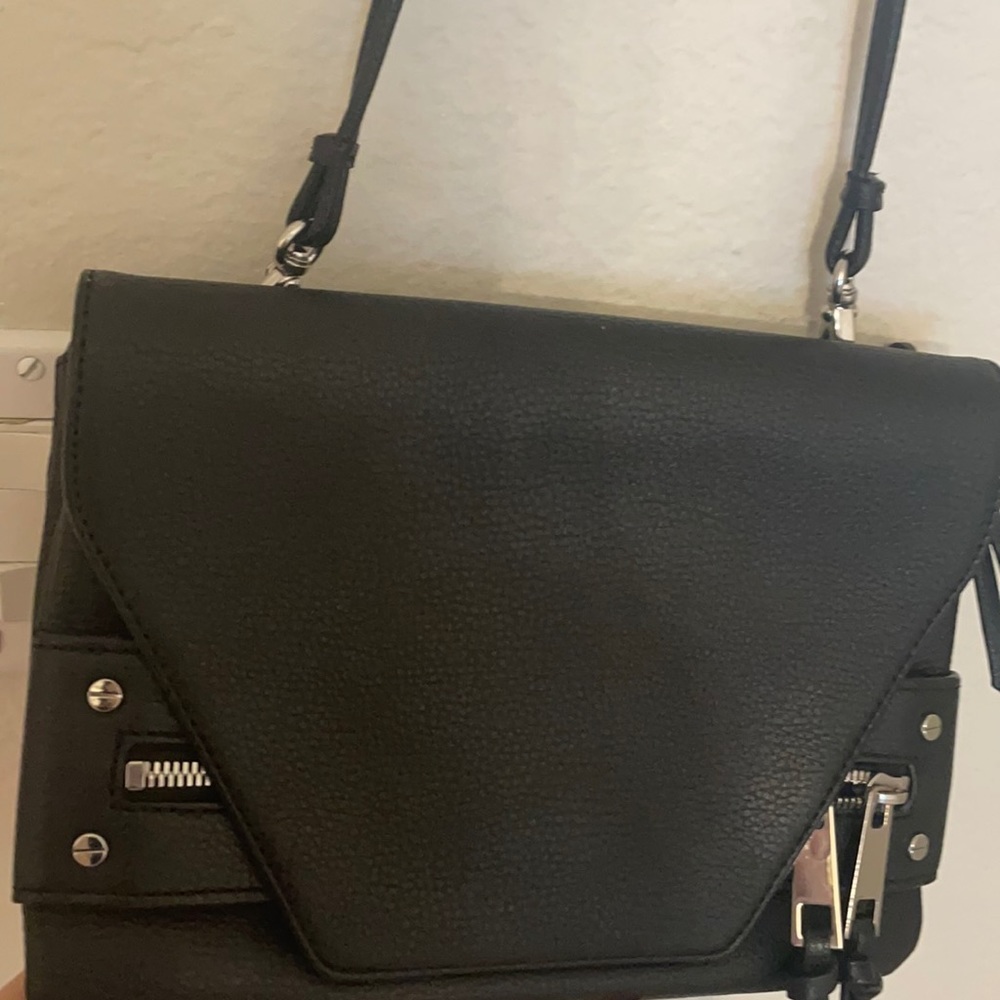 Bannan republic handbag